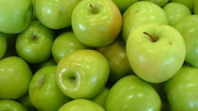 Яблоки «Гренни Смит» (13 фото): польза и вред, откуда привозят сорт в Россию, вес, цвет и вкус