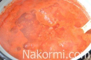 Аджика из томатного сока на зиму
